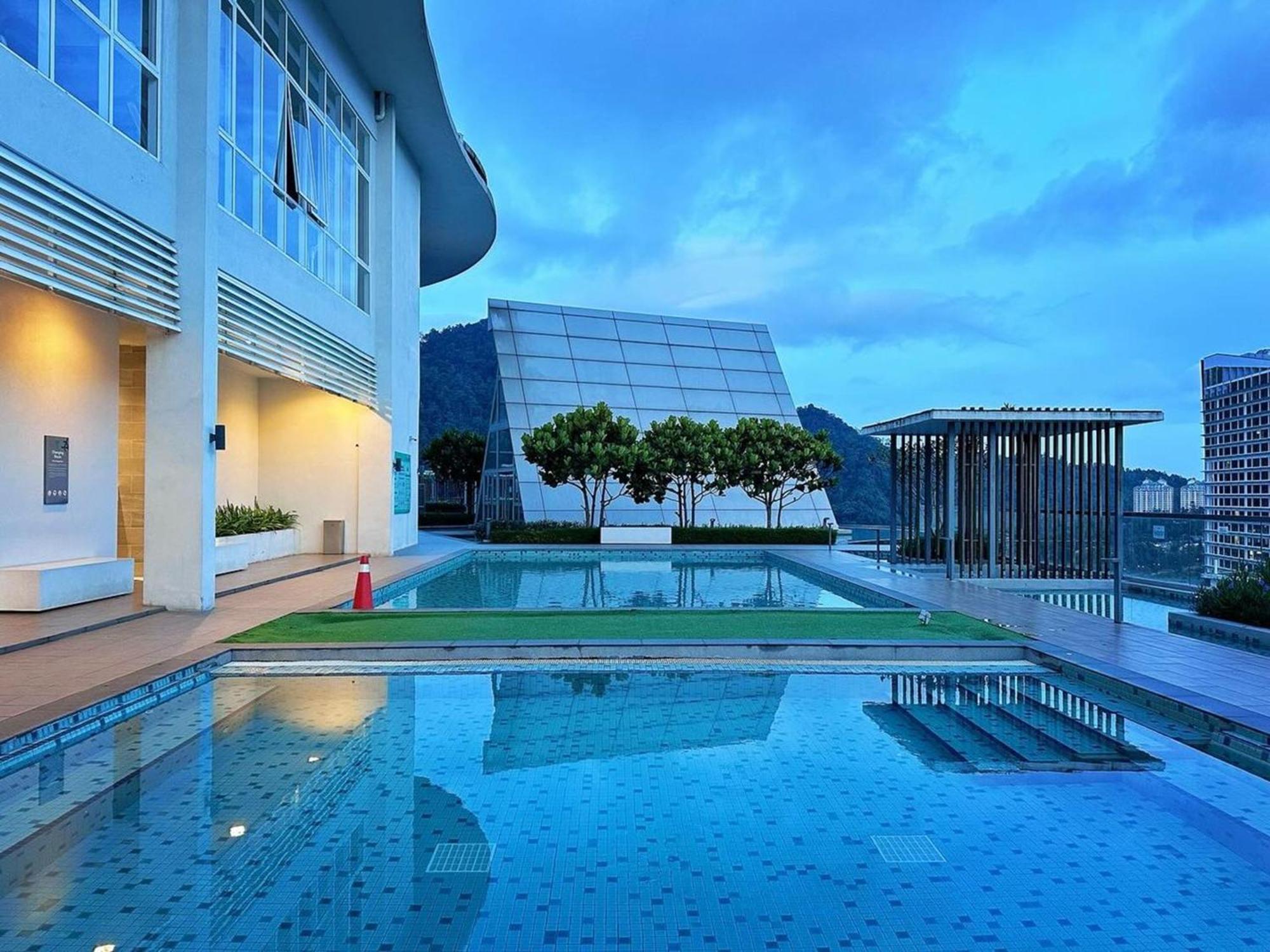 云顶高原瑞园酒店及高级公寓 外观 照片 The swimming pool at the rooftop of the hotel