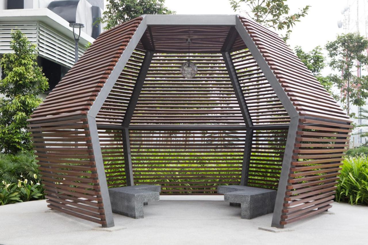 云顶高原瑞园酒店及高级公寓 外观 照片 The hexagonal pavilion at the park
